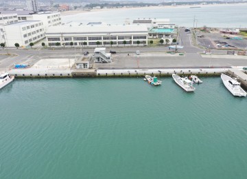 漁港修築事業<br>(水産物供給基盤機能保全事業)